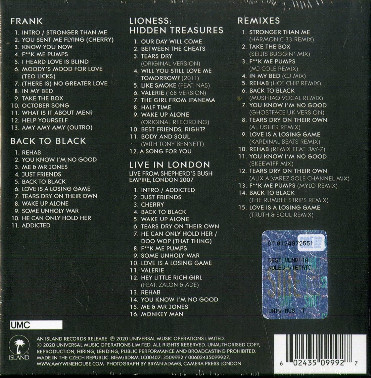 Albumcover mit Titelliste. Das CD-Case hat ein blaues Sicherheitssiegel.