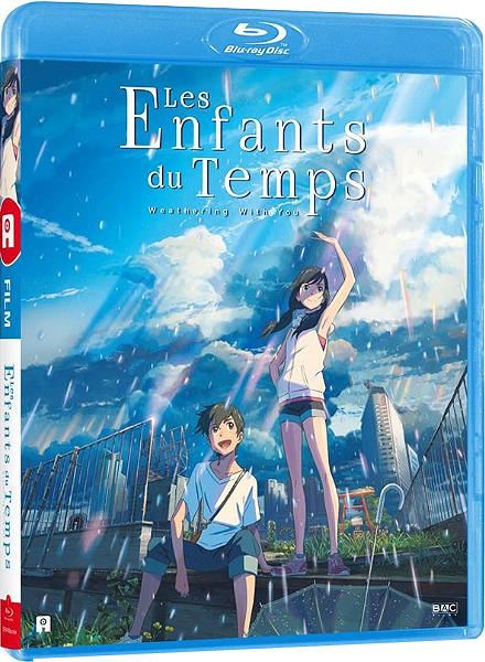 Boîtier de disque Blu-ray. L'art anime montre un couple sous la pluie, avec un paysage urbain en arrière-plan.