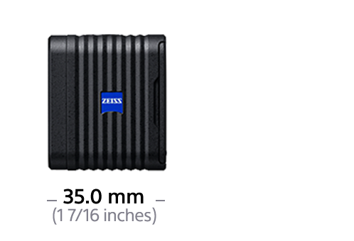 Fekete Zeiss merevlemez ház 'ZEISS' logóval és méretcímkével. Fehér háttér.