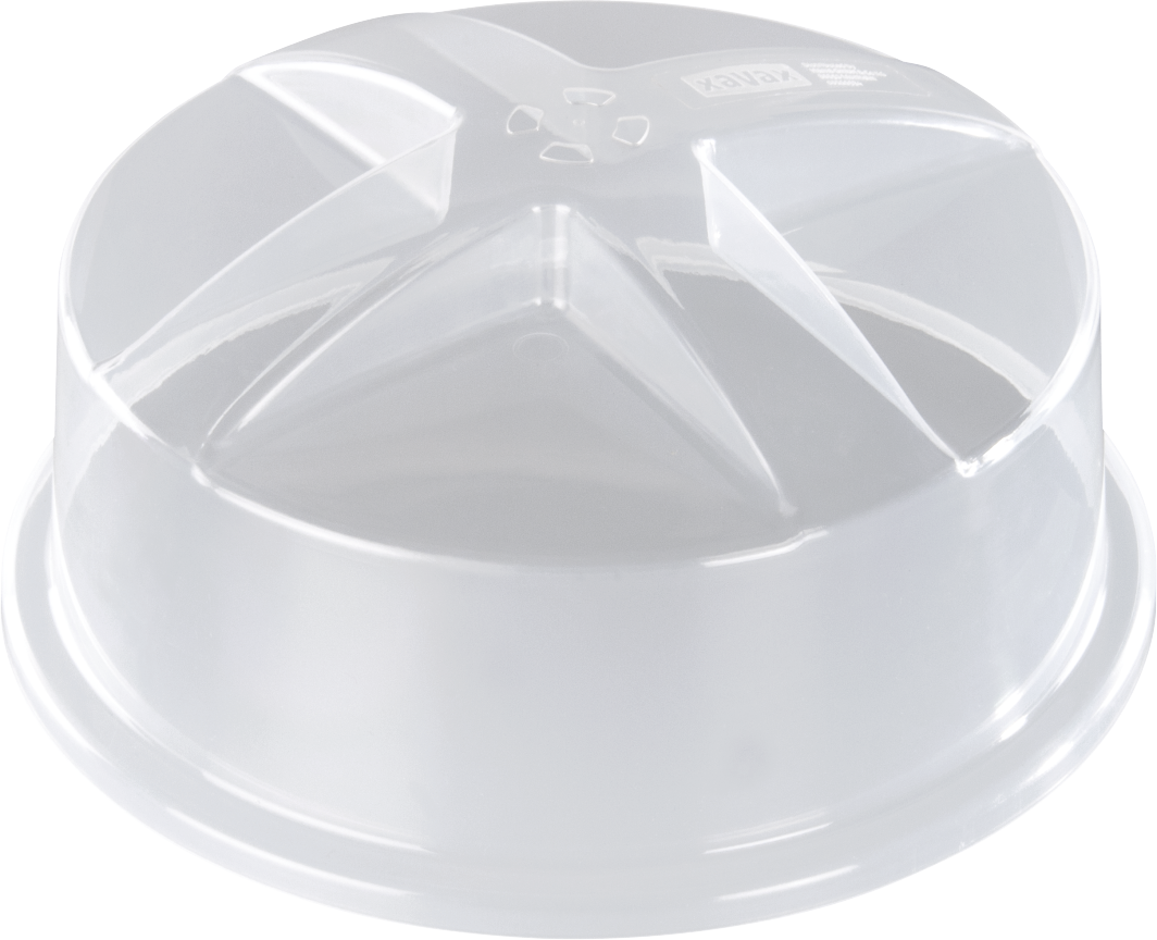 Transparante, ronde plastic voedselcontainerdeksel. Het is transparant met een licht schuin ontwerp en een cirkelvormige basis.