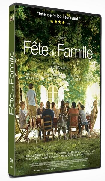 Couverture DVD de 'Fête de Famille'. Groupe de personnes à table en extérieur, tons verts.
