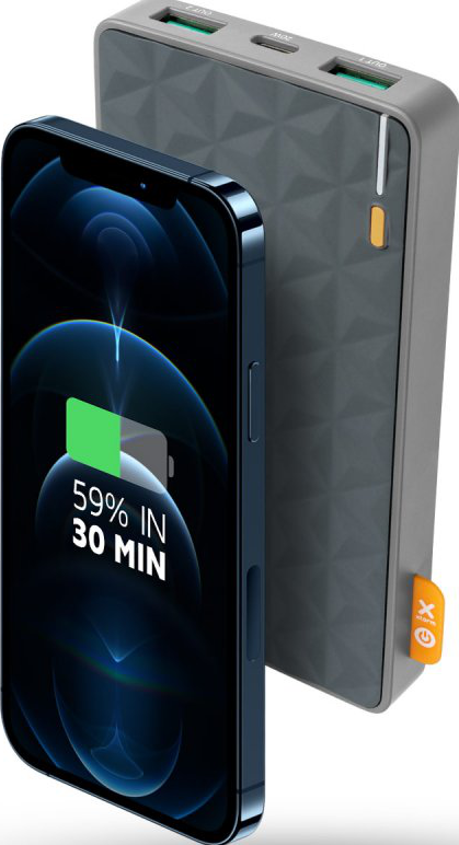 Telefon, der an einer Powerbank geladen wird. Das Telefon zeigt 59 % in 30 Min. Grauer Hintergrund.