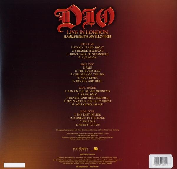CD-Rückseite mit Titelliste und Text auf Englisch mit rotem Hintergrund.