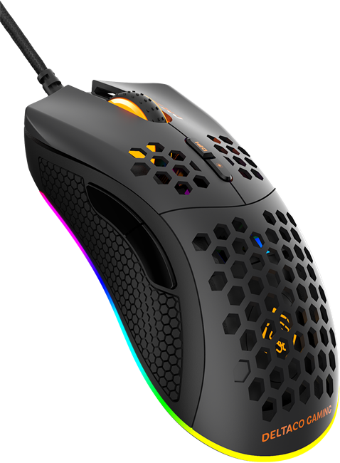 Schwarze Gaming-Maus mit Wabenmuster, RGB-Beleuchtung und dem Text 'DELTACO GAMING'.