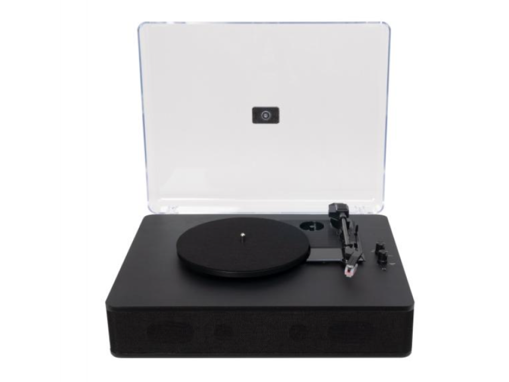 Un tocadiscos negro con tapa transparente, vista frontal.