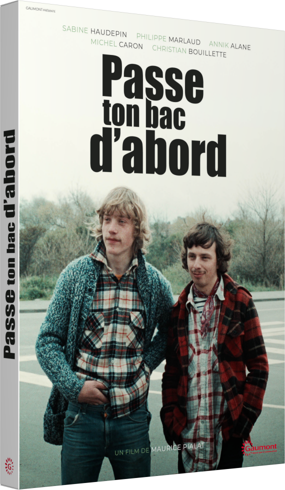 DVD-hoes: Passe ton bac d'abord, met twee mannen.