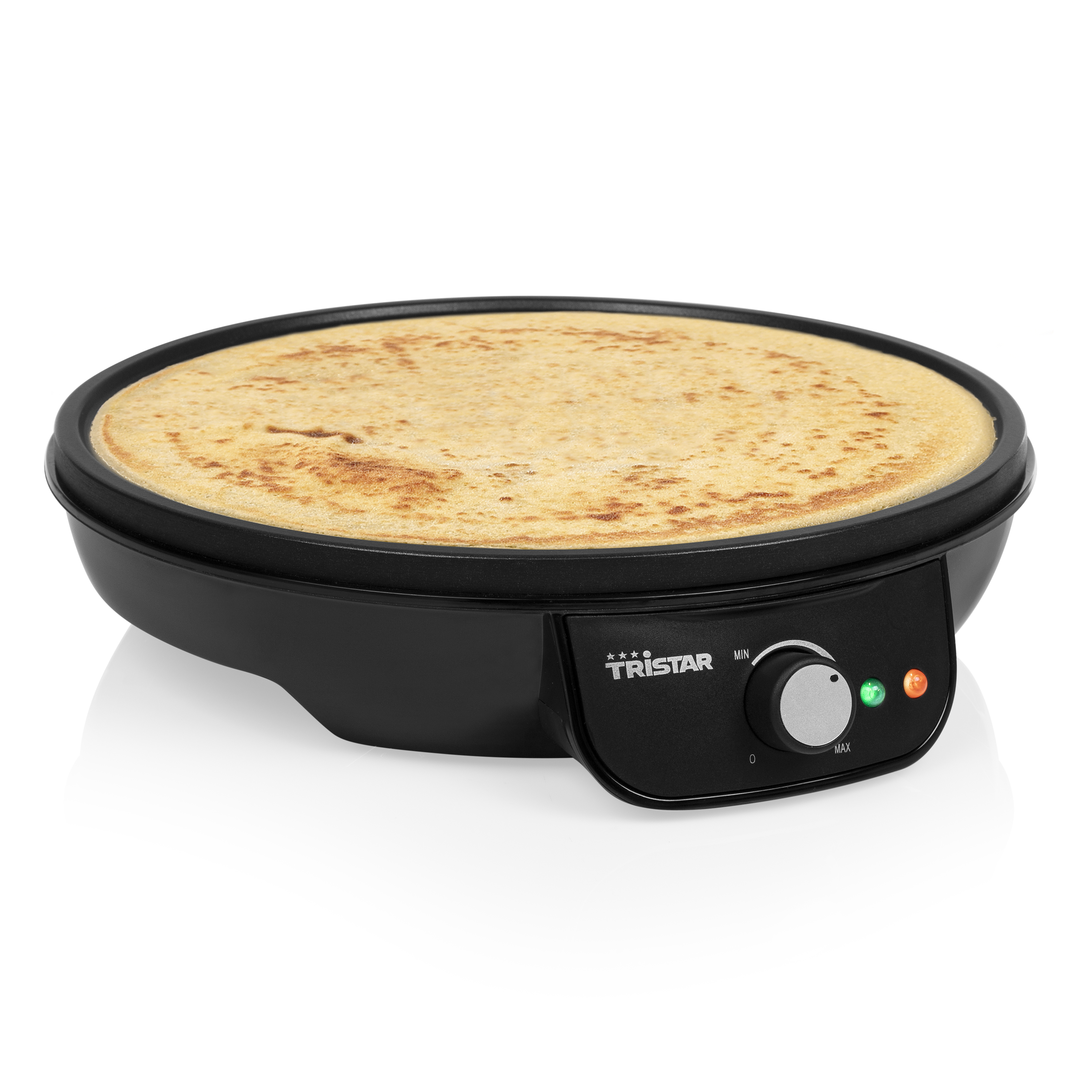 Ein schwarzer Crêpes-Maker mit einem fertigen Crêpe darauf.