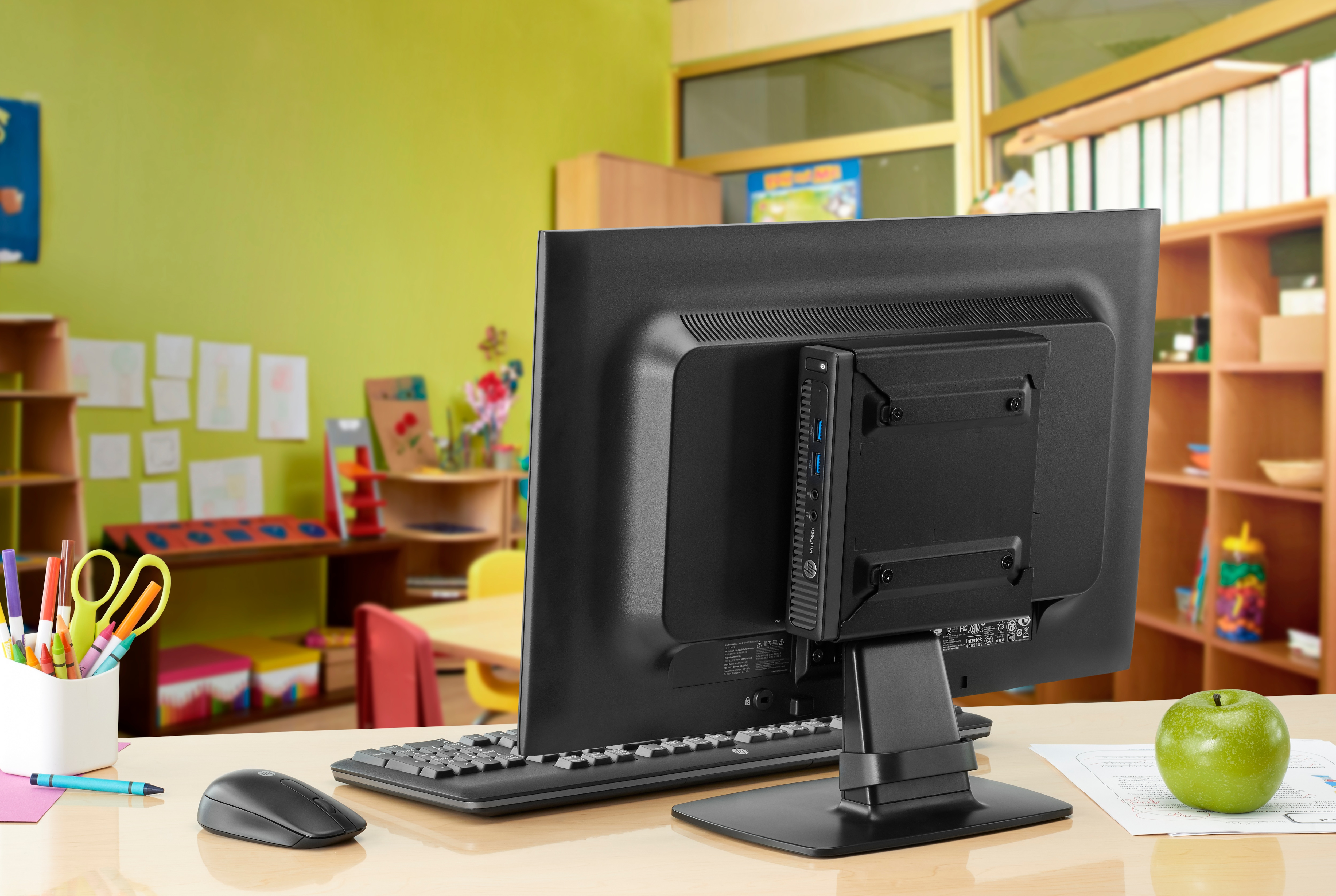 HP - B2B 260 G2 Desktop-Mini-PC - Intel® Core™ i3 i3-6100U - 8 GB - 1 TB