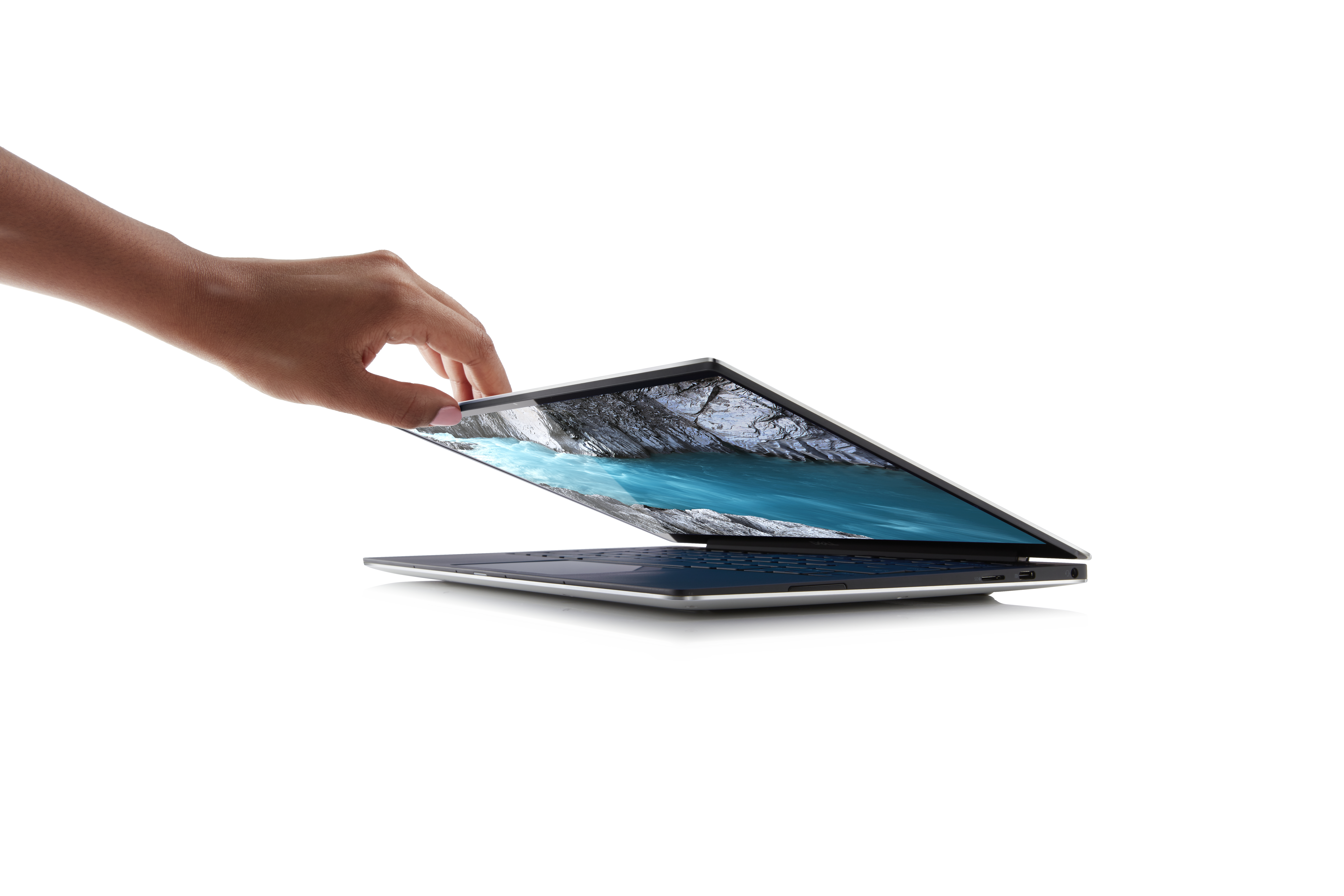 DELL - B2B XPS 7390 - 13,3 Zoll - Intel® Core™ i7 i7-10510U - 16 GB - 1 TB