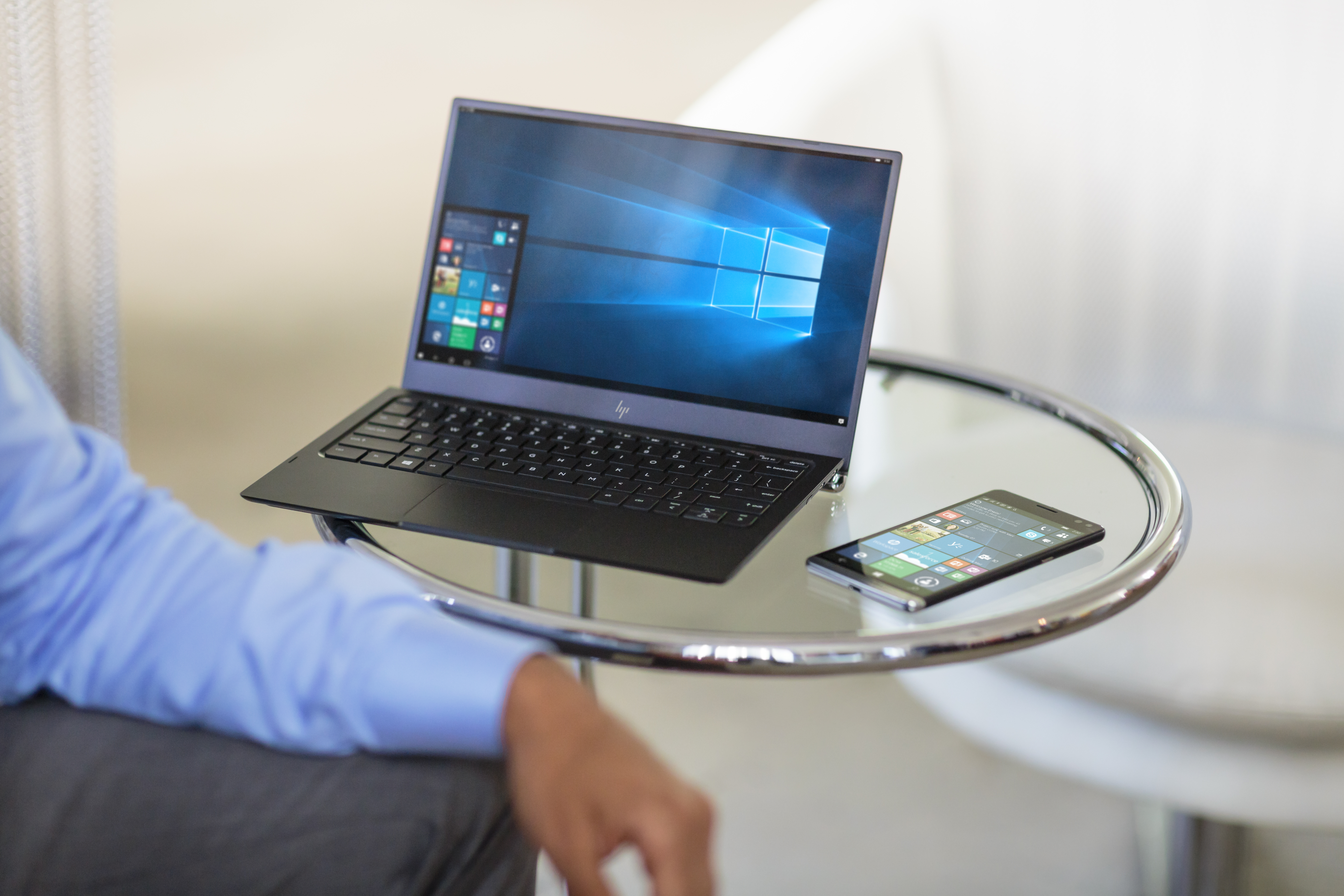 HP Y1M46EA Elite x3 inkl. Cradle Dock, Tablet, 64 GB, 5,96 Zoll, Schwarz
