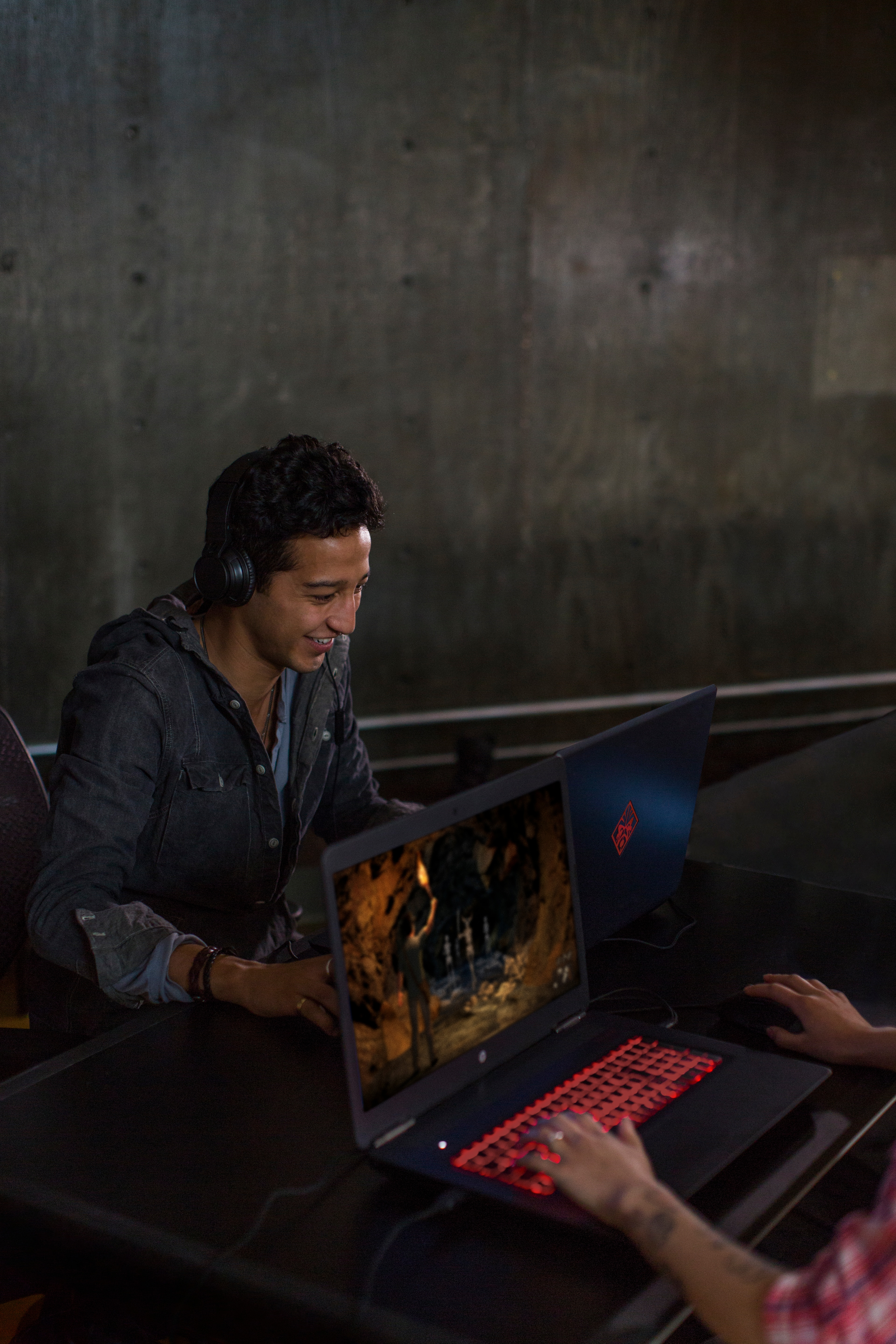 HP OMEN 17-w003ng - 17,3 Zoll - Intel® Core™ i7 i7-6700HQ - 8 GB - 1 TB - NVIDIA - Windows 10 Home (64 Bit)