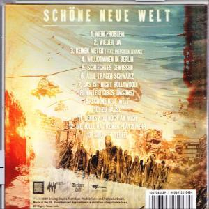 Albumcover mit Titelliste und einer Figurengruppe in einer postapokalyptischen Szene.