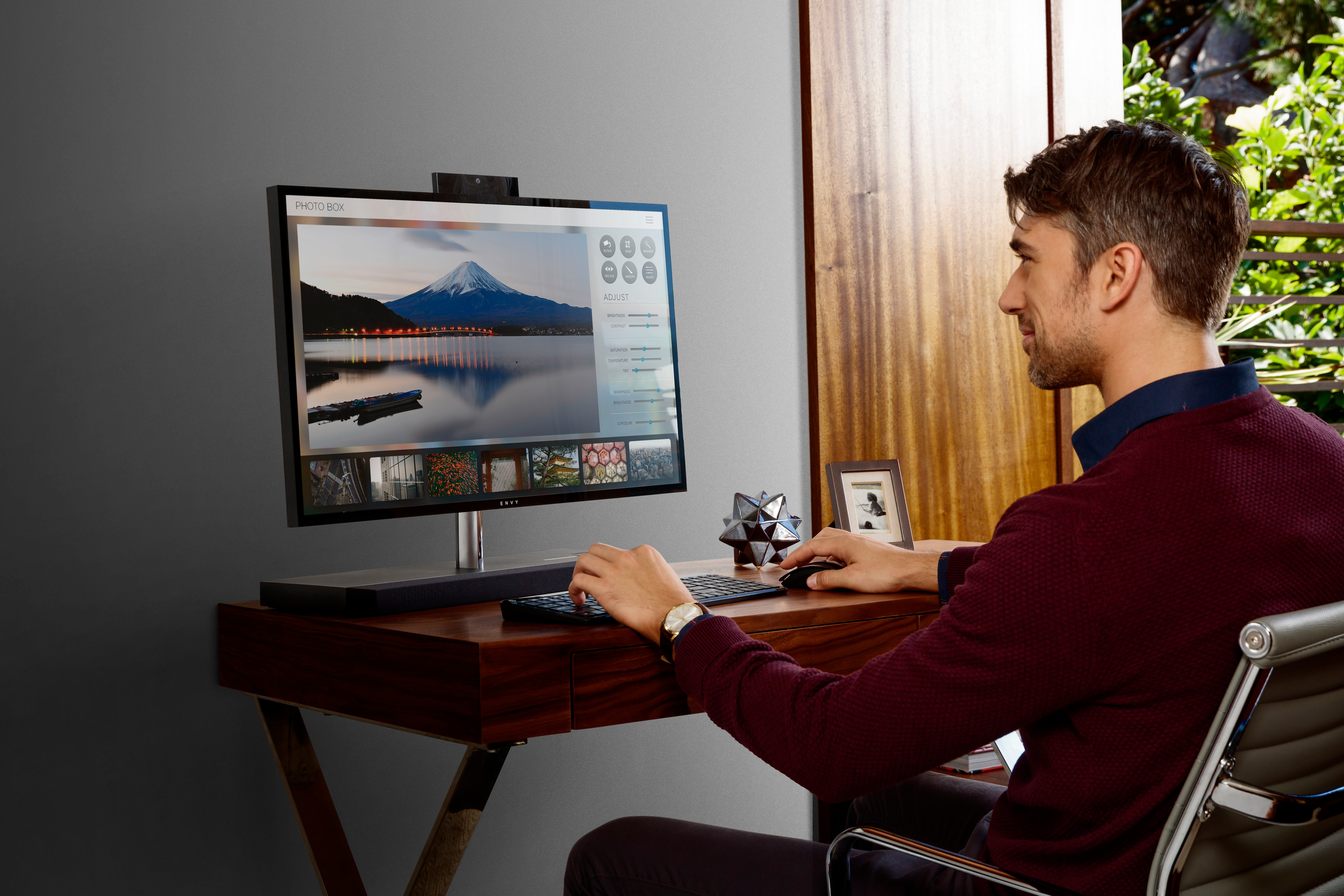 HP ENVY 27-b100ng - Core™ i7 i7-7700T - 16 GB - 2 TB - NVIDIA - Windows 10 Home (64 Bit)