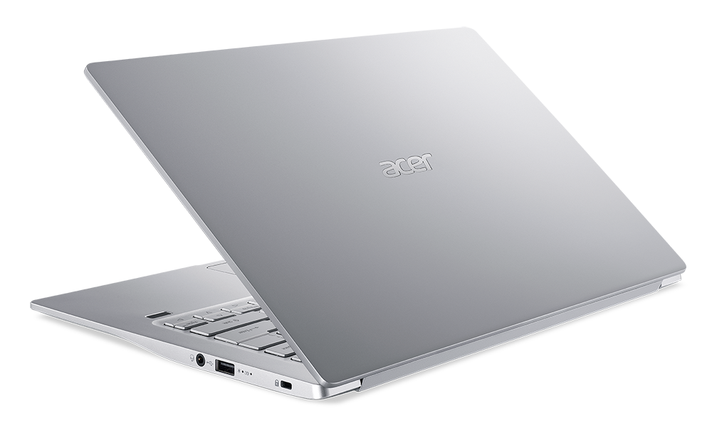 Zilveren Acer laptop, open, met toetsenbord en Acer logo.