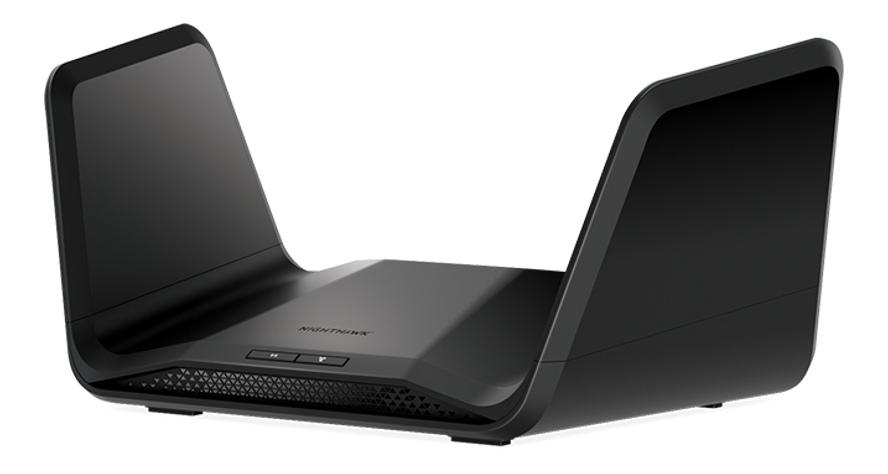 Schwarzer Router mit Antennen. Nighthawk-Logo oben.