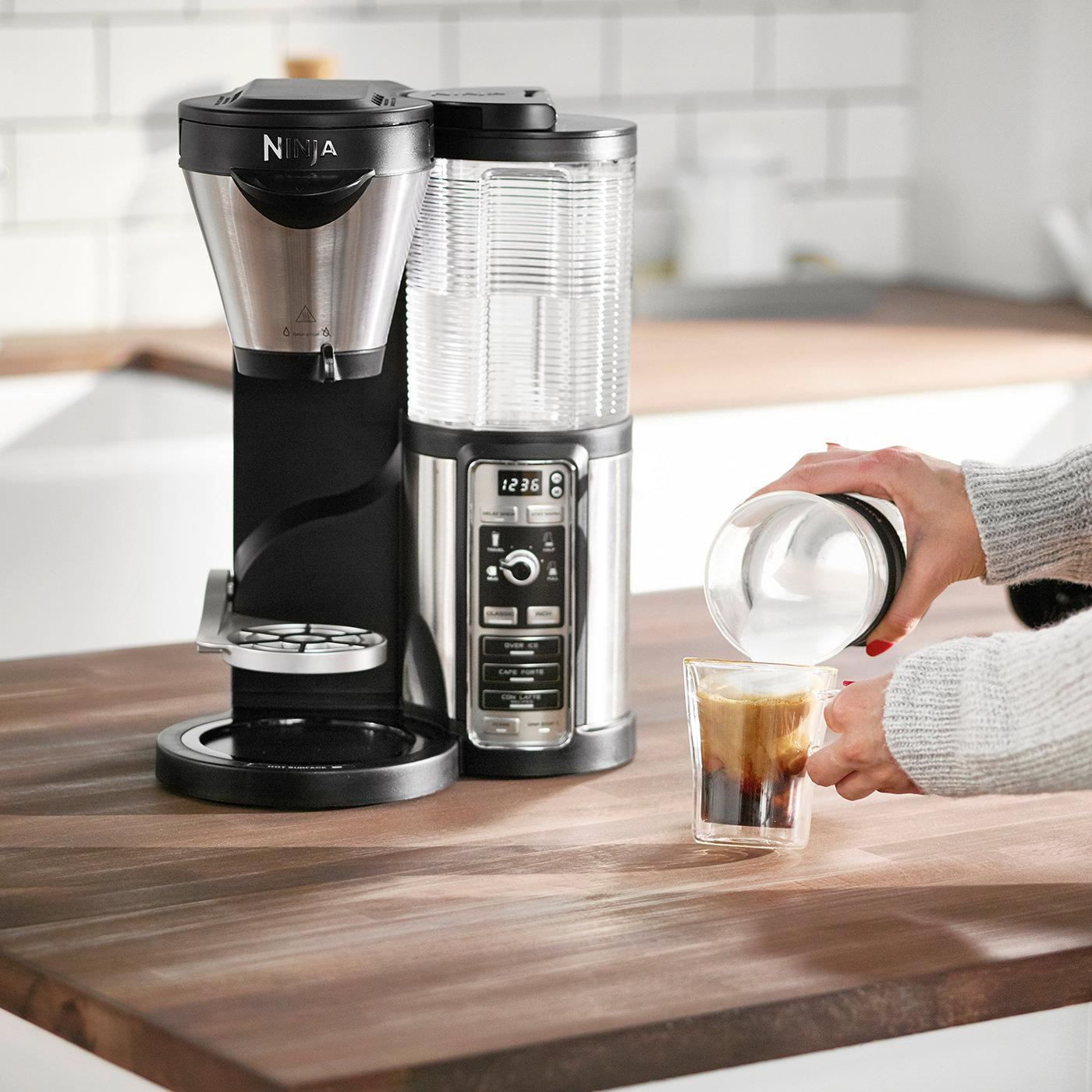 NINJA CF060EU Kaffeemaschine Schwarz/Silber