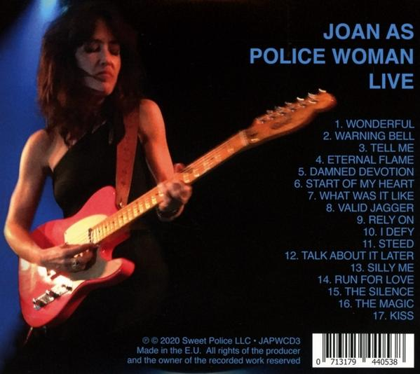 CD-Cover von Joan As Police Woman, Gitarre spielend, mit Titelliste.