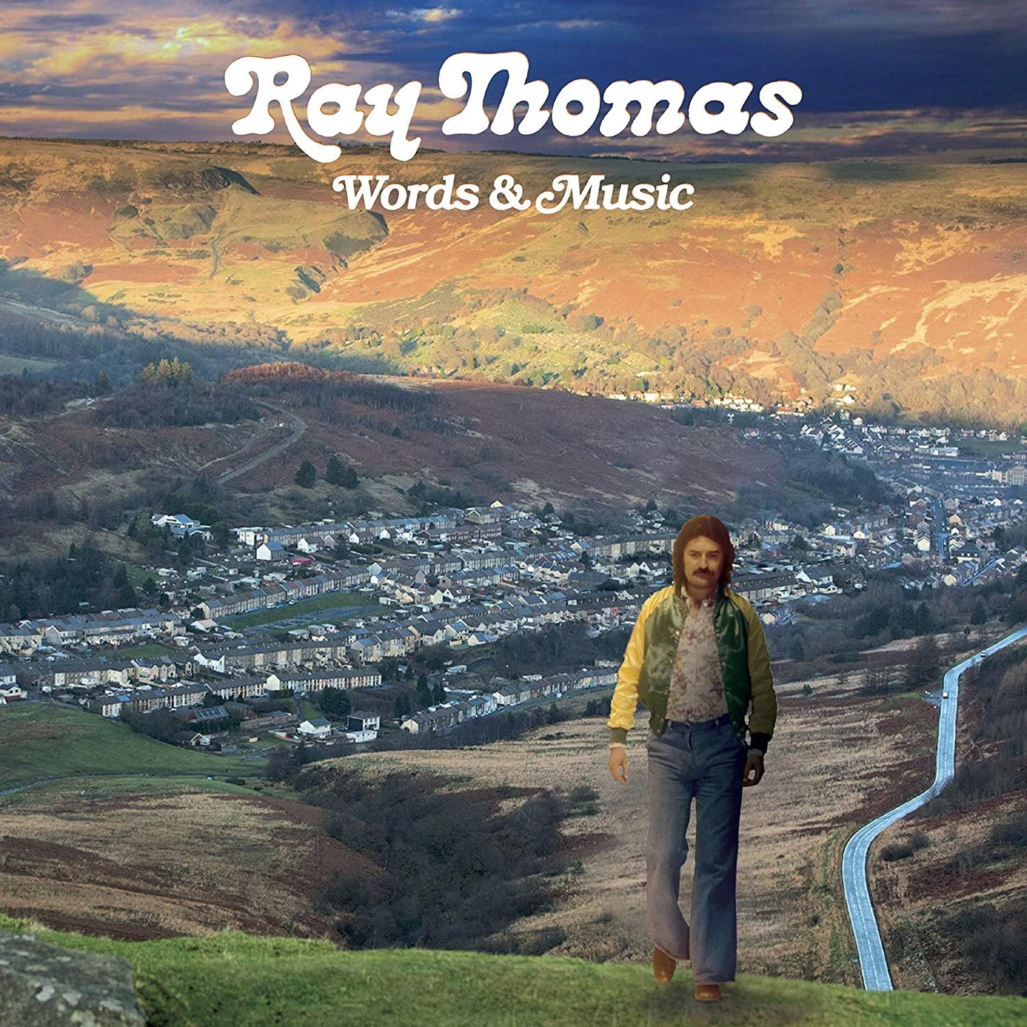 Albumcover. Mann geht, Titel 'Words & Music', mit Landschafts- und Himmels Hintergrund.