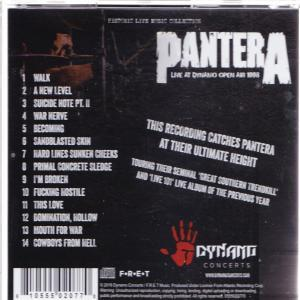 Pochette de CD avec un fond noir et la liste des pistes.