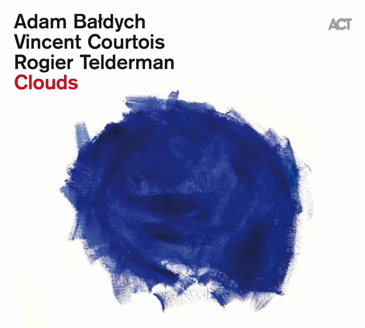 Albumcover: Blauer Farbpinselstrich und Künstlername. Titel: Adam Bałdych, Clouds.