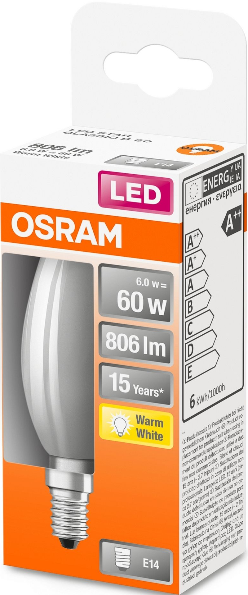 Una scatola di lampadine con lampadina visibile. Le etichette mostrano watt, lumen ed efficienza.
