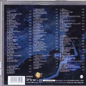 Rückseite einer CD, Titelliste und Credits. Zeigt eine Frau in einem blauen Kleid.