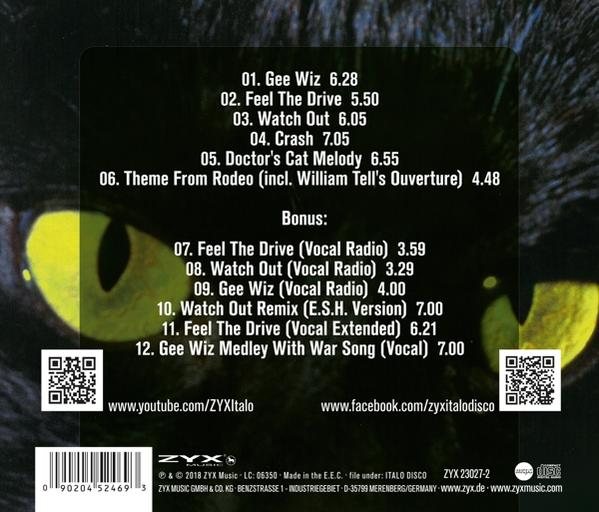 CD-Rückseite mit schwarzer Katze, Songtiteln und QR-Codes. Weißer Text auf schwarzem Grund.