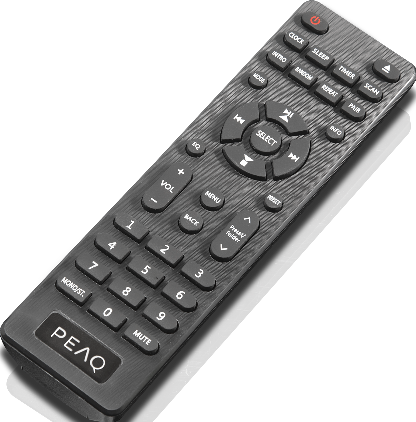 Une télécommande noire avec des boutons pour diverses fonctions. Elle porte un logo PEAQ.