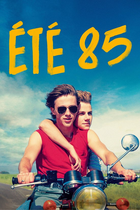 Twee jonge mannen op een scooter, getiteld 'Été 85'.