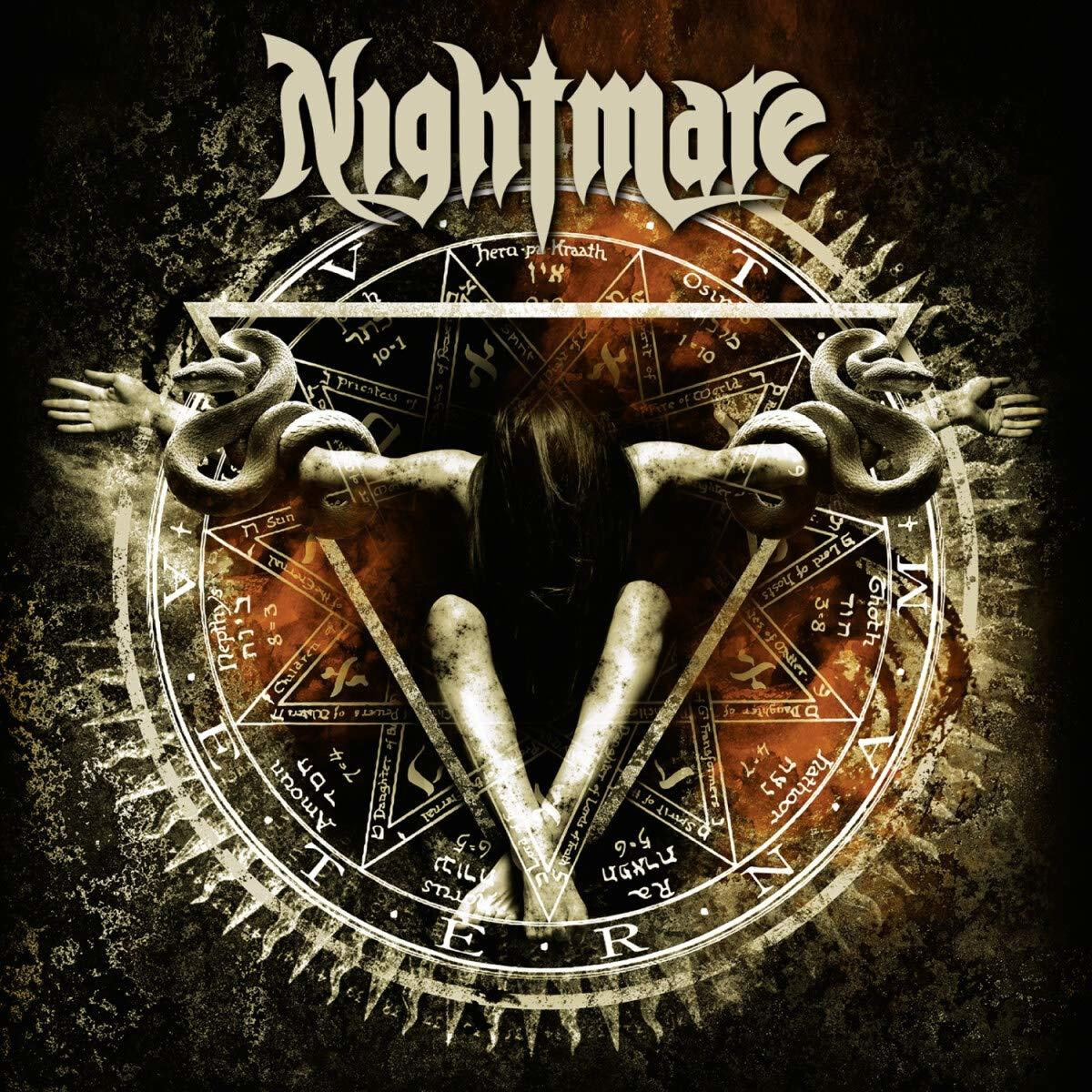 Nightmare-Albumcover. Eine Person befindet sich in einem Kreis mit Schlangen und Text.