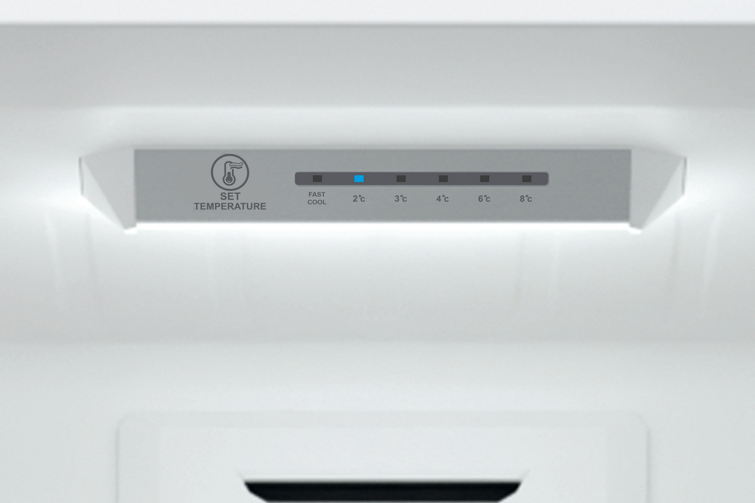 Panel de control interior del refrigerador que muestra la configuración de temperatura.
