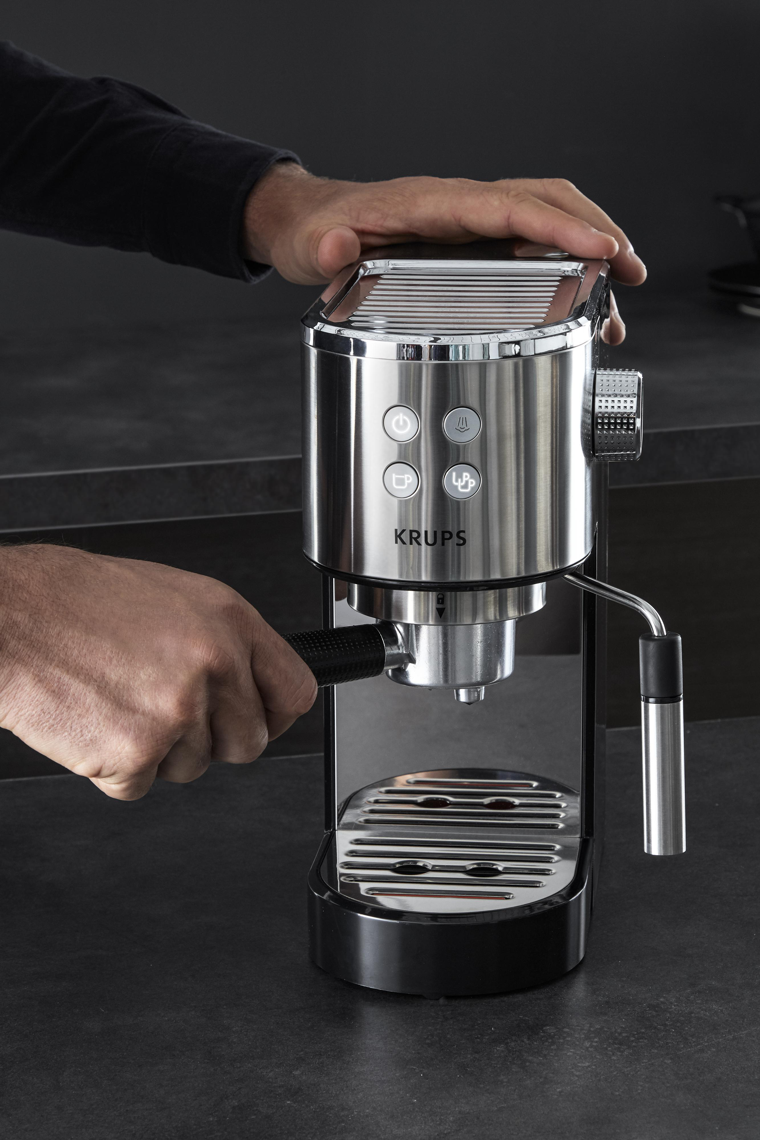KRUPS XP442C Virtuoso Espressomaschine Schwarz/verchromte Applikationen