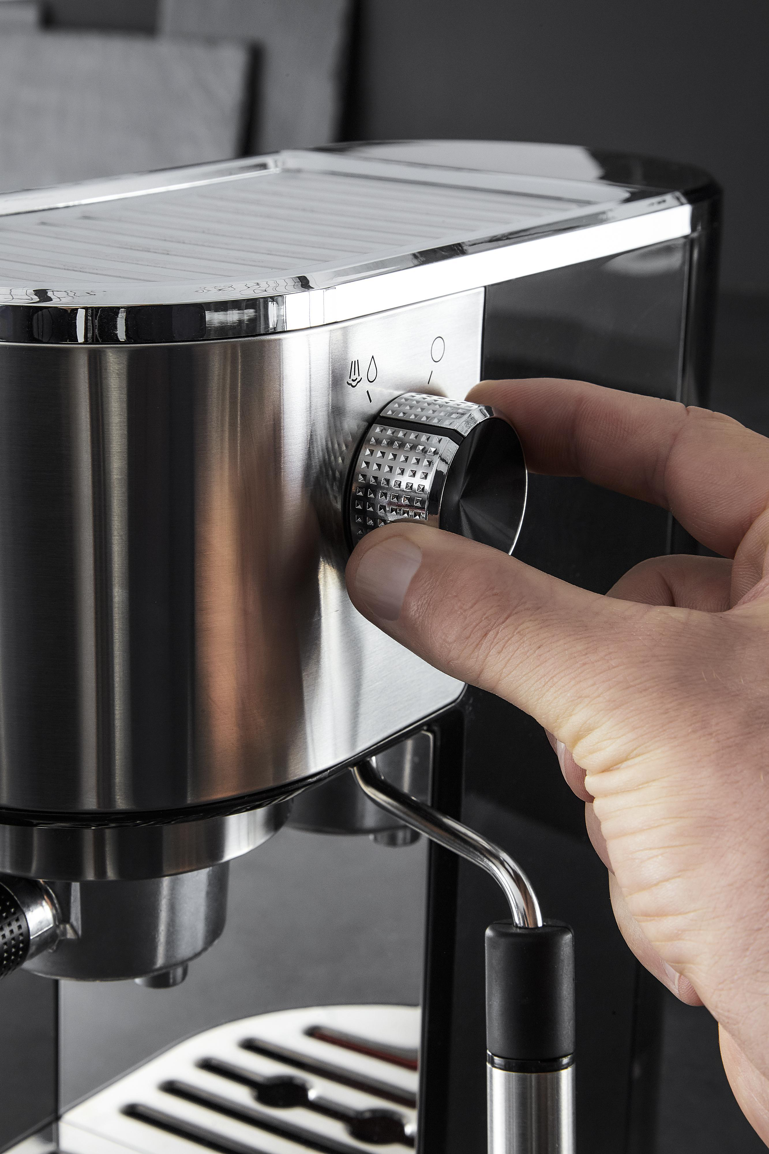 KRUPS XP442C Virtuoso Espressomaschine Schwarz/verchromte Applikationen