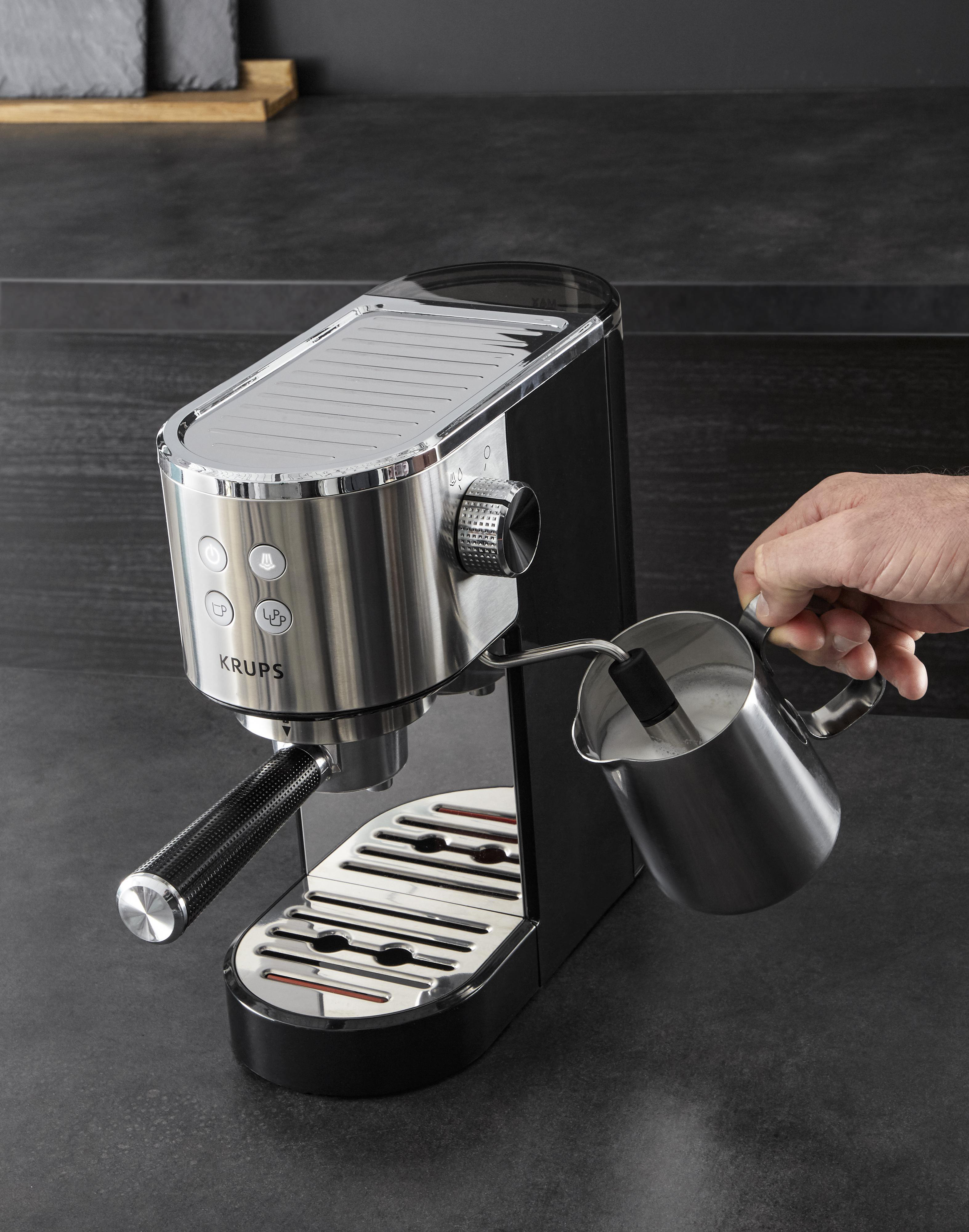 KRUPS XP442C Virtuoso Espressomaschine Schwarz/verchromte Applikationen