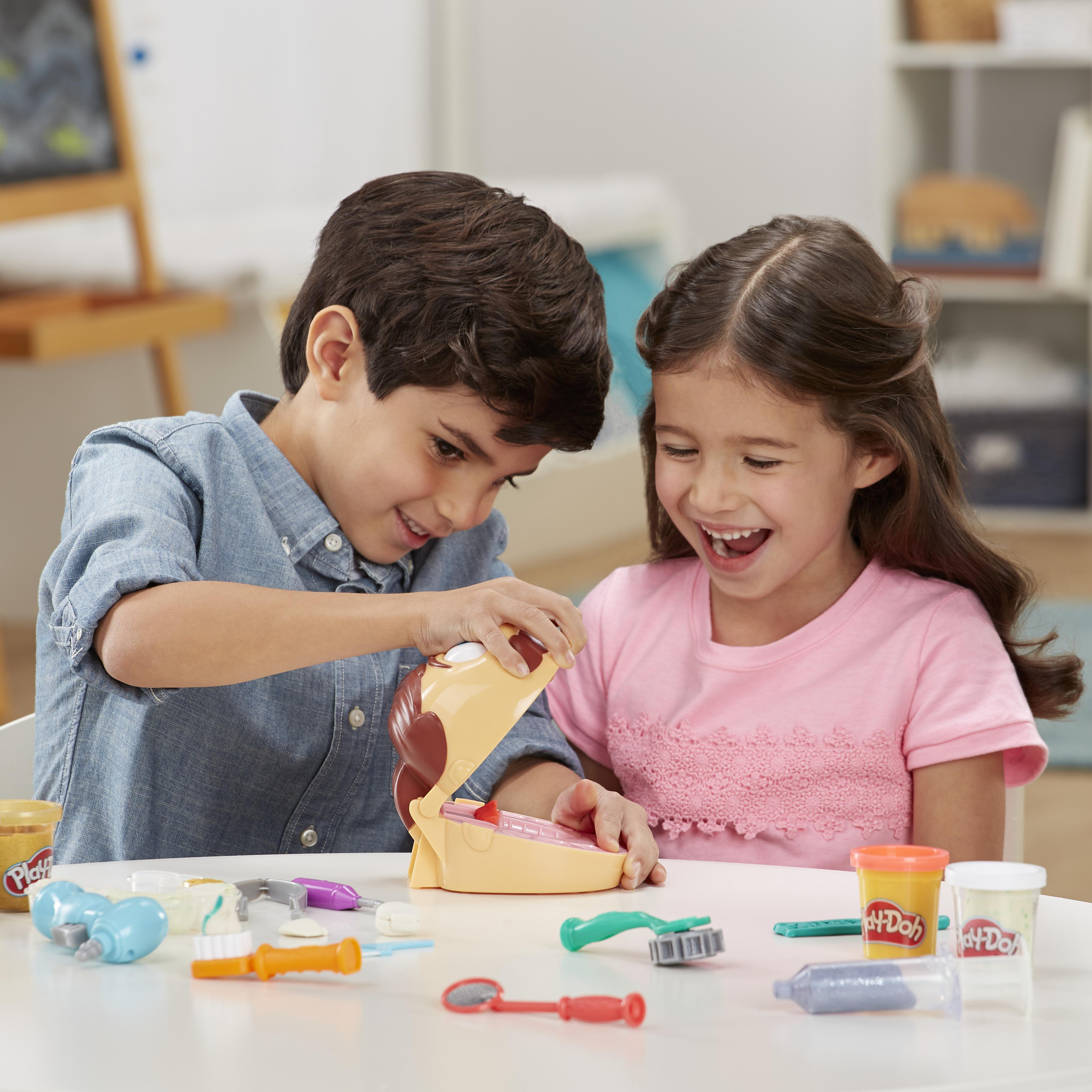 PLAY-DOH Zahnarzt Dr. Wackelzahn Spielset, Mehrfarbig