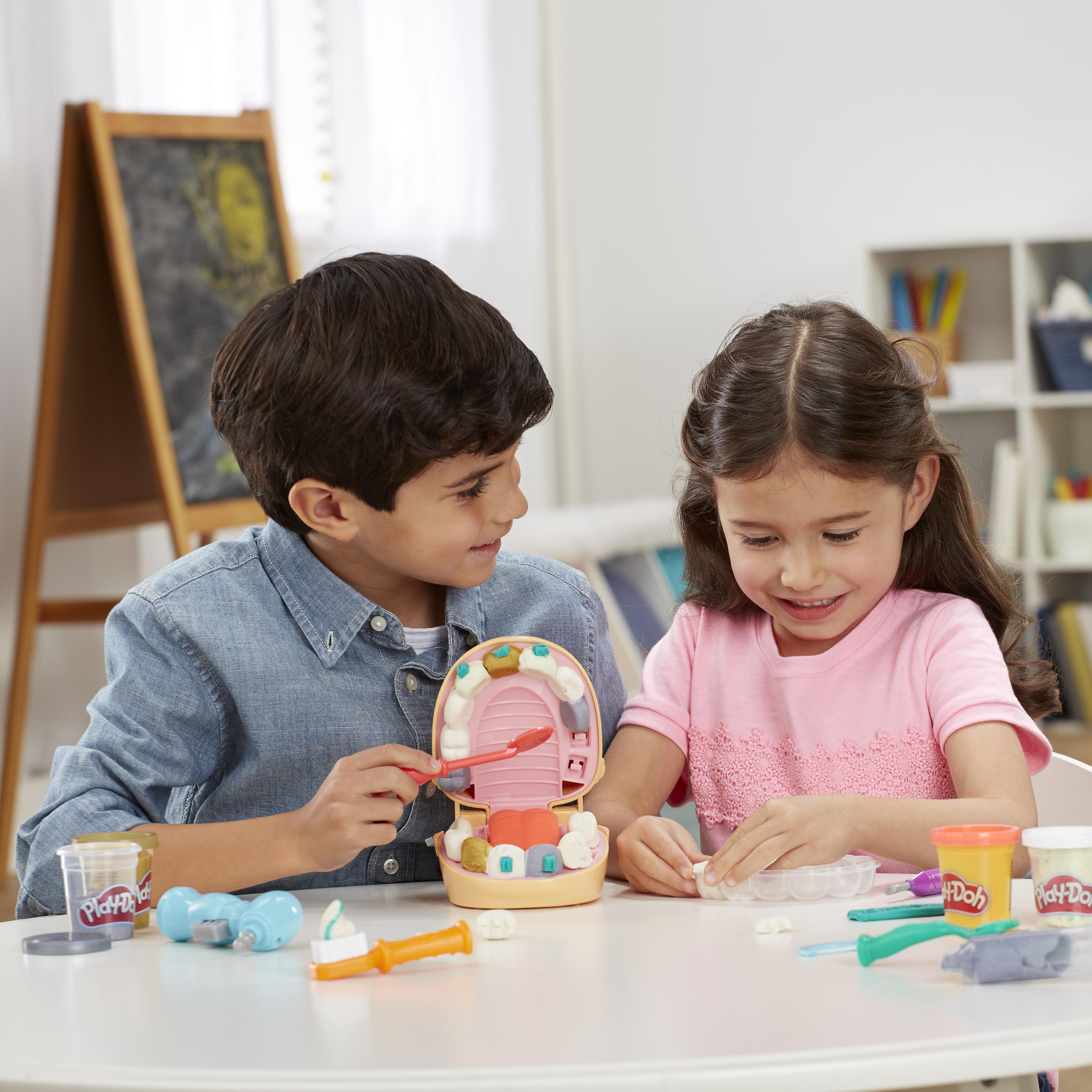 PLAY-DOH Zahnarzt Dr. Wackelzahn Spielset, Mehrfarbig