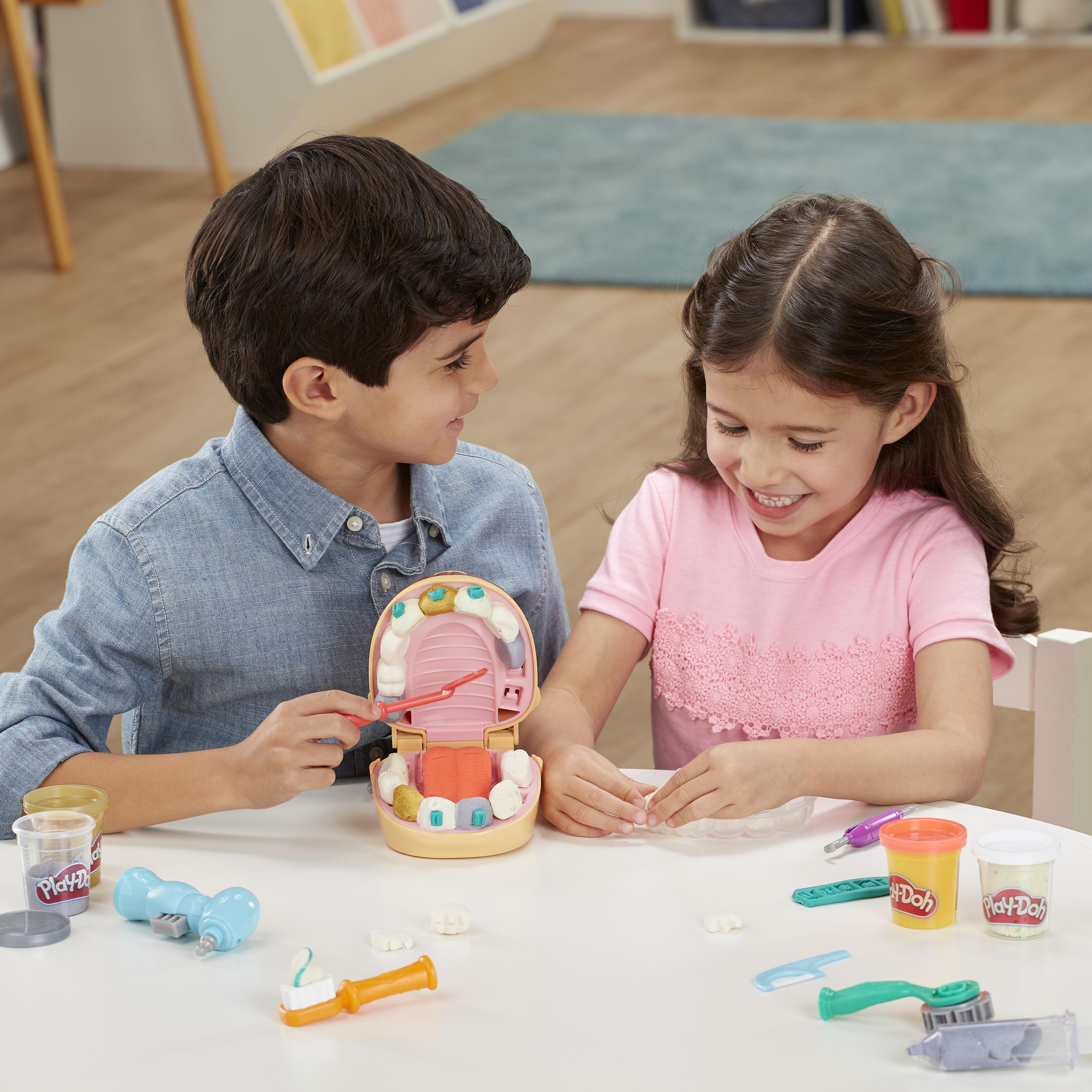 PLAY-DOH Zahnarzt Dr. Wackelzahn Spielset, Mehrfarbig