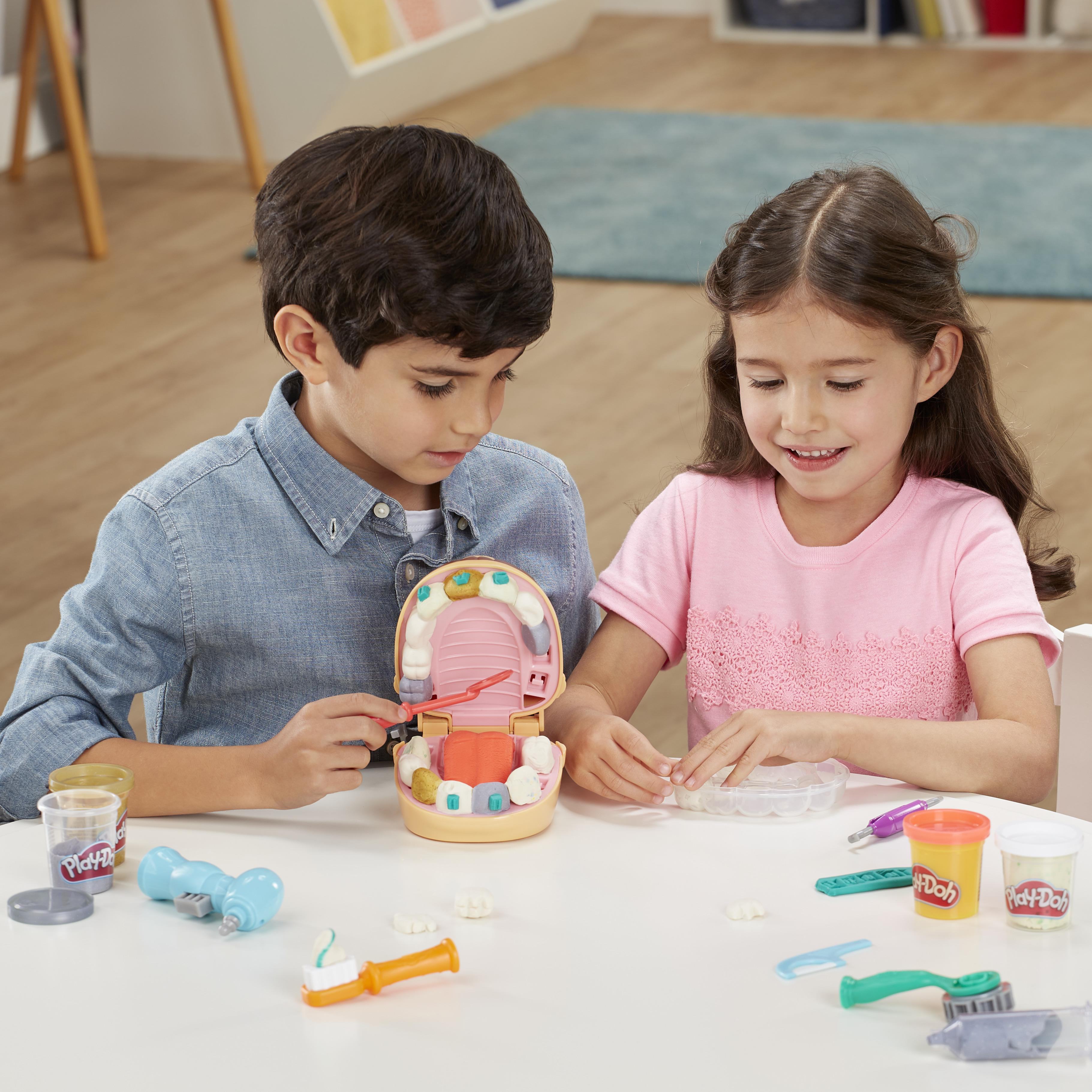 PLAY-DOH Zahnarzt Dr. Wackelzahn Spielset, Mehrfarbig