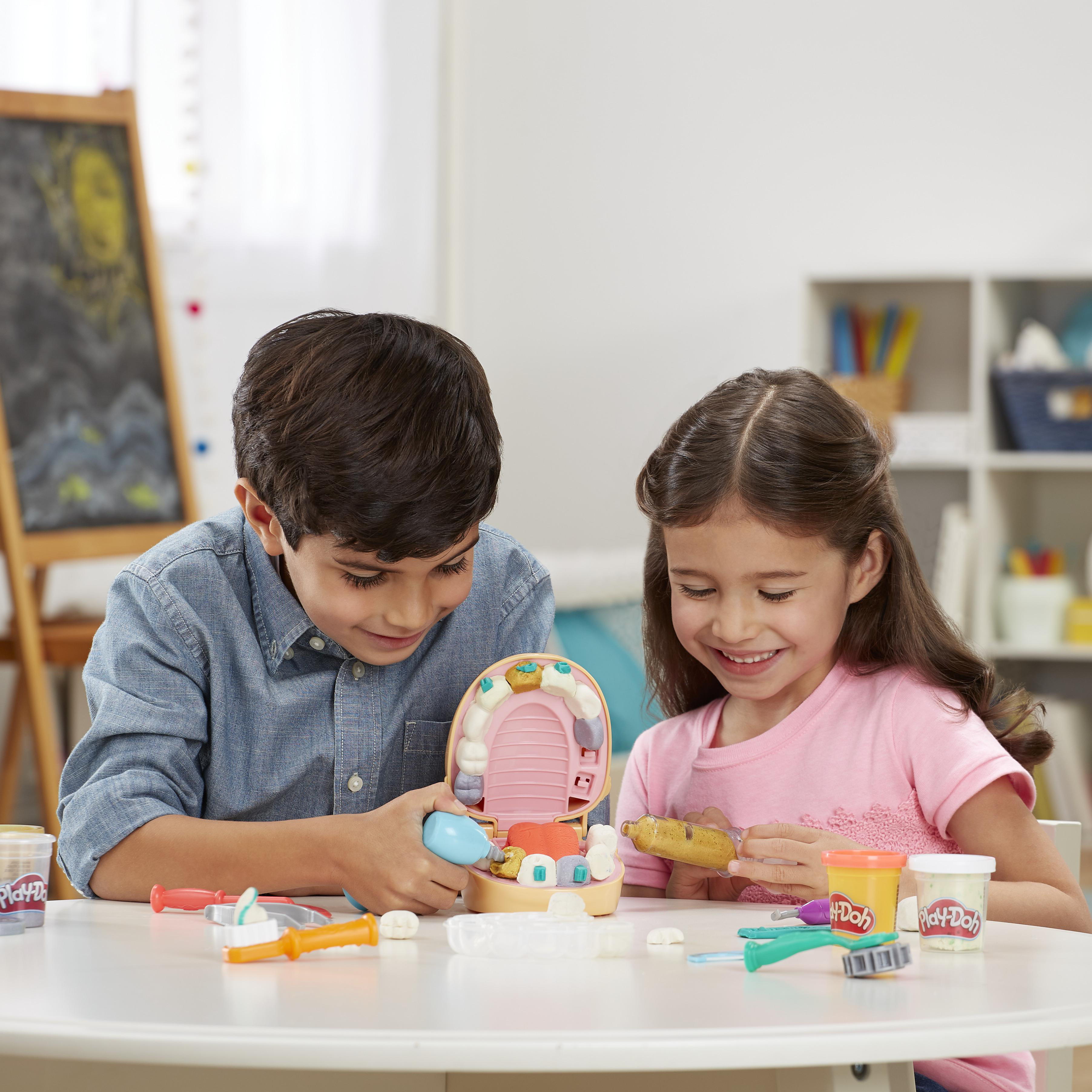 PLAY-DOH Zahnarzt Dr. Wackelzahn Spielset, Mehrfarbig