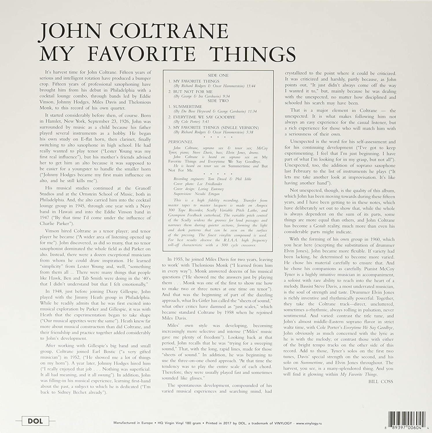 Nyitott könyv John Coltrane-ről szóló szöveggel.