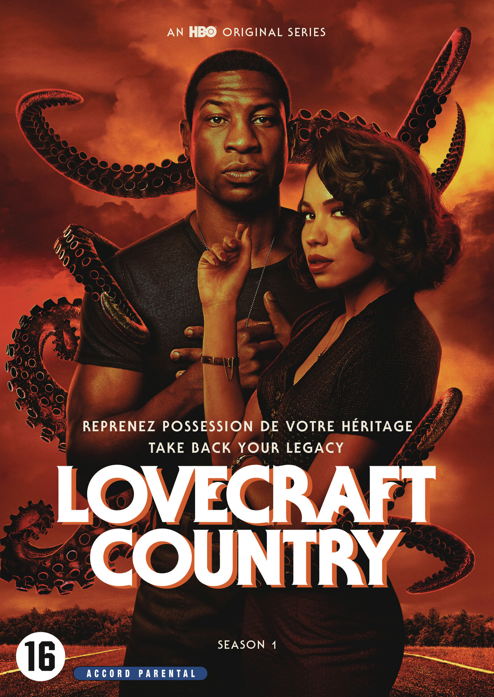 Affiche de film : Deux personnes, un homme noir, une femme, avec des tentacules et le texte 'Lovecraft Country'.
