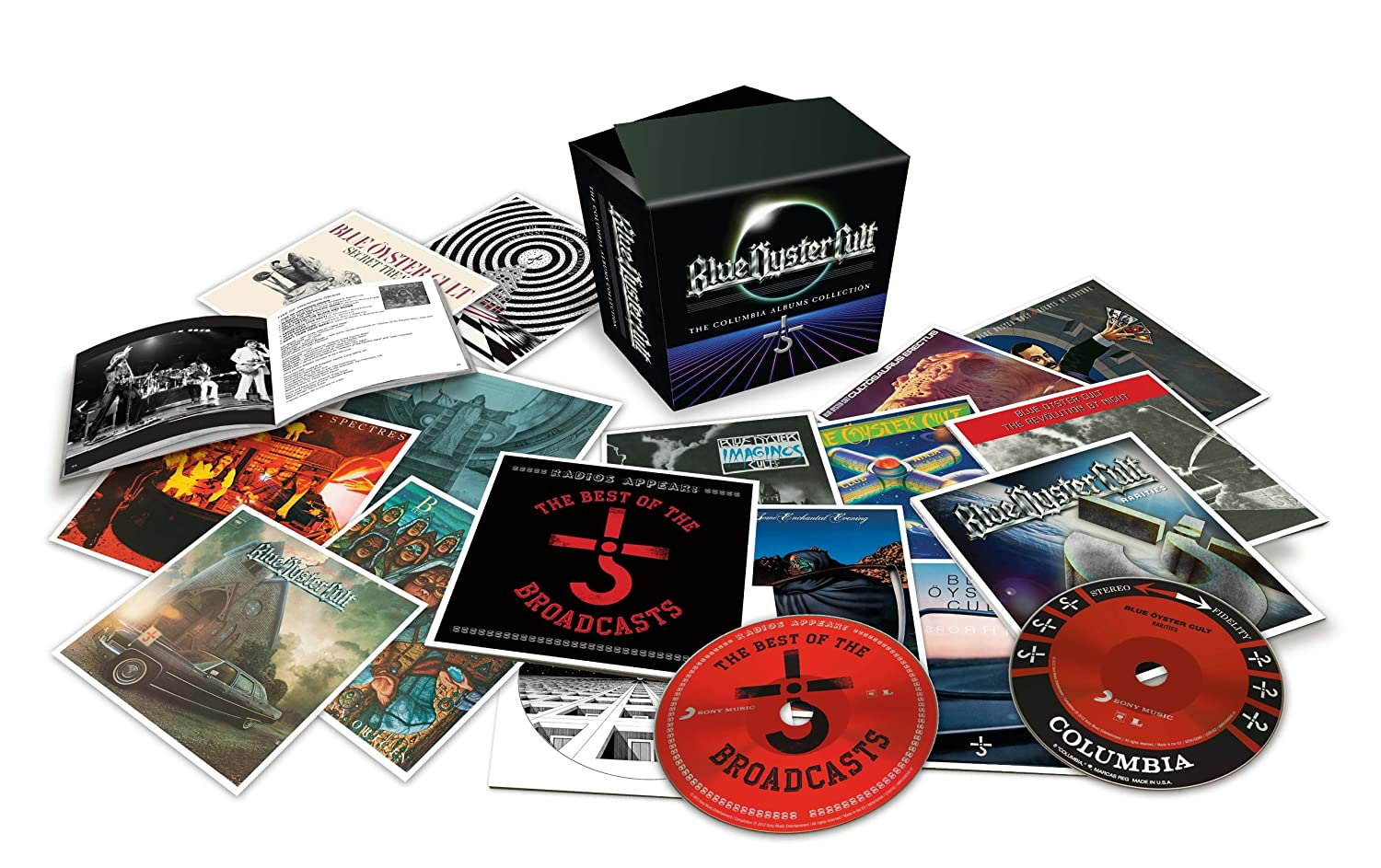 Blue Oyster Cult albumok dobozkészlete különféle borítókkal és CD-kkel.
