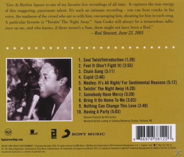 Rückseite einer CD mit Text und einem Schwarzweißbild eines Mannes. Der Text ist auf Englisch.