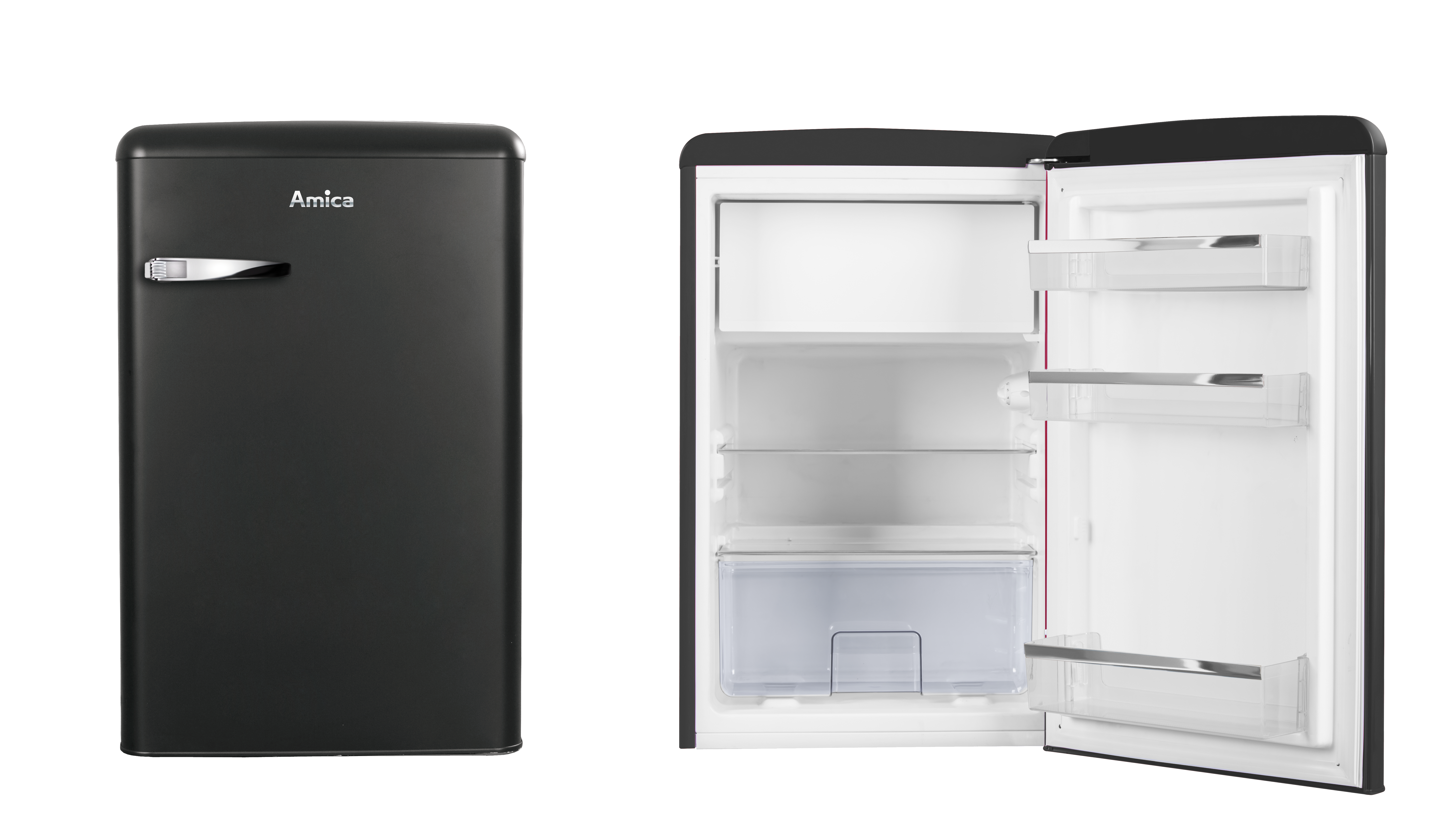 Schwarzer Mini-Kühlschrank, geschlossen und offen, mit Regalen und Ablage.
