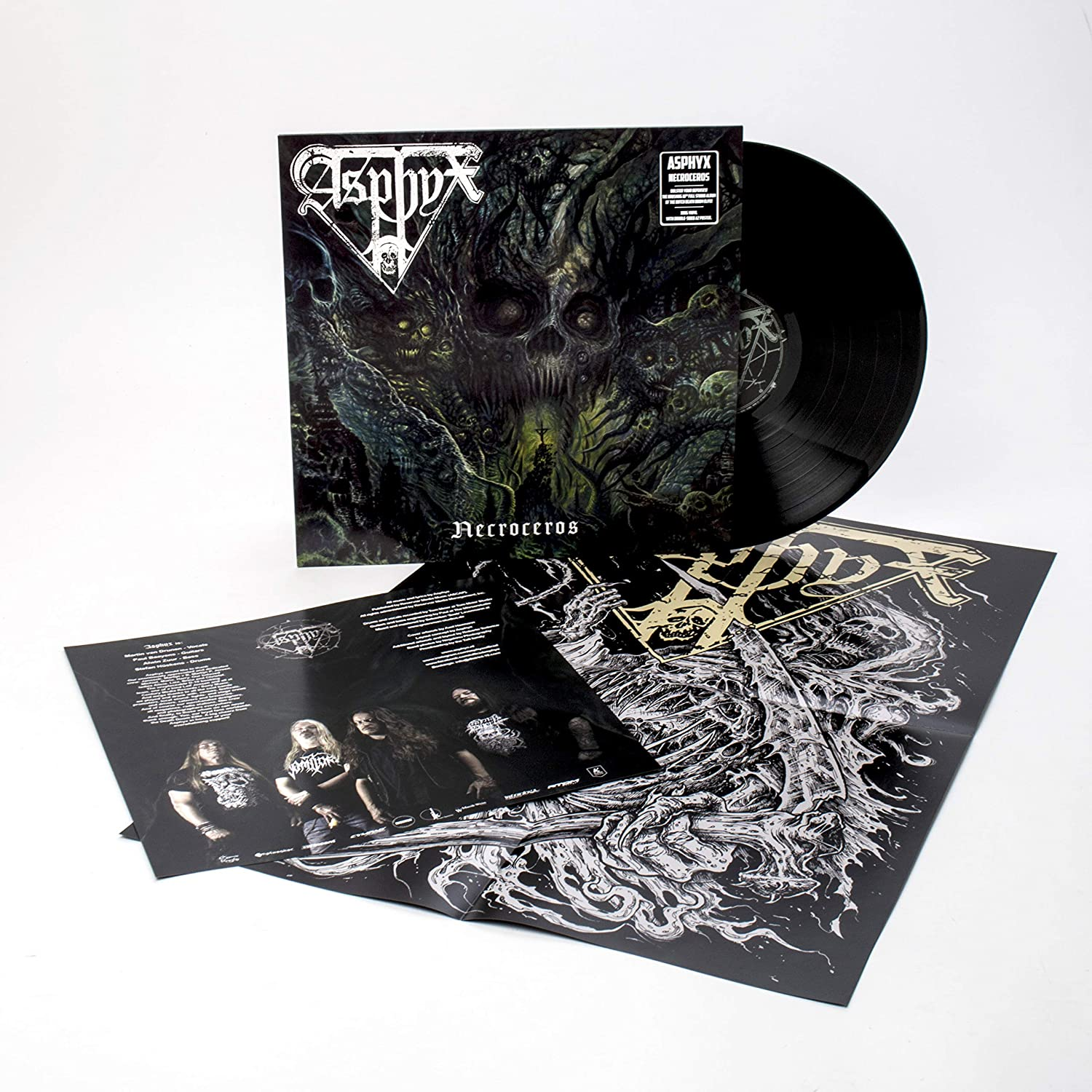 Vinil album sötét, részletes borítóval, egy szörny arcával és a zenekar nevével.