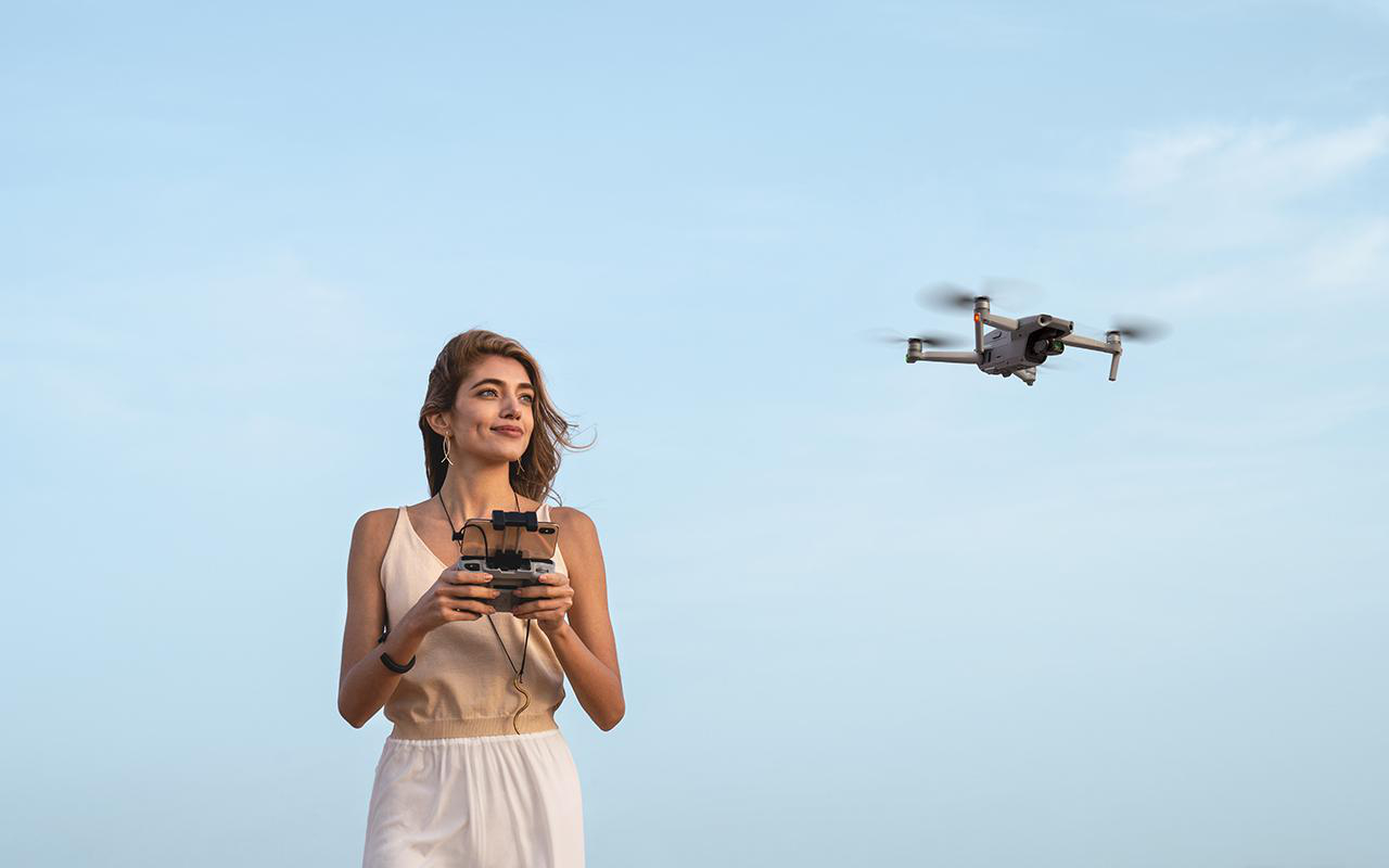 DJI Mavic Air 2 Fly More Combo Drohne, Grau