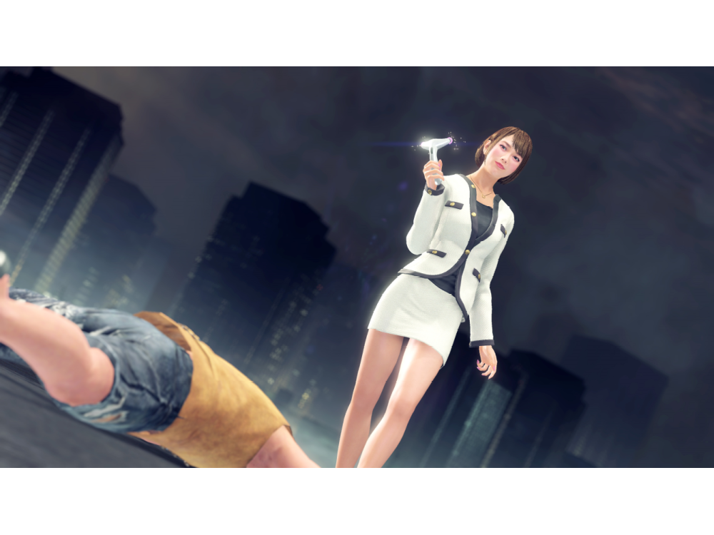 Escena de un videojuego, mujer con un arma, persona tendida en el suelo.