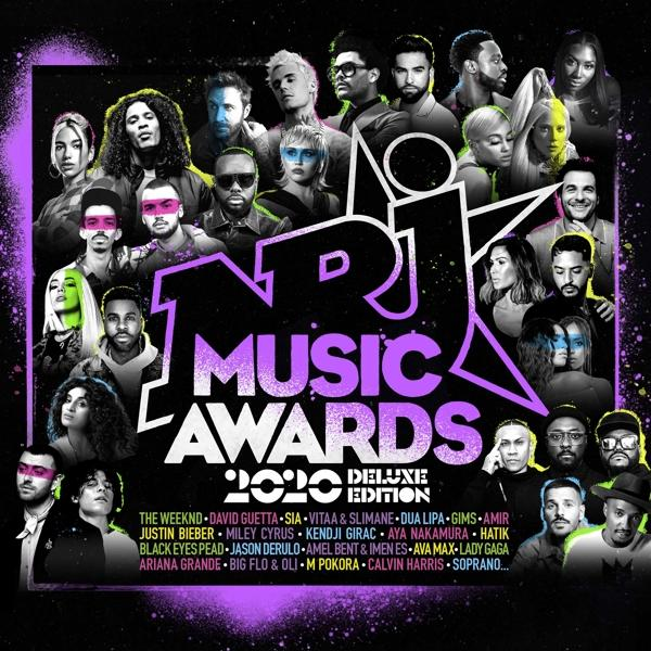 Groupe de personnes avec le logo des NRJ Music Awards 2020 Deluxe Edition.