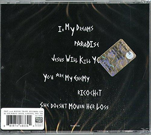 Rückseite einer CD-Hülle mit Songtiteln und einem Aufkleber.