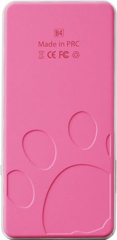 Eine pinke Powerbank mit Pfotenabdrücken auf der Rückseite und dem Text "Made in PRC".